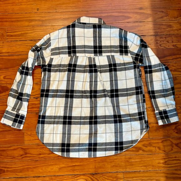 American Eagle Soft Oversized Boyfriend Fit Black & White Flannel - Small - Picture 2 of 4